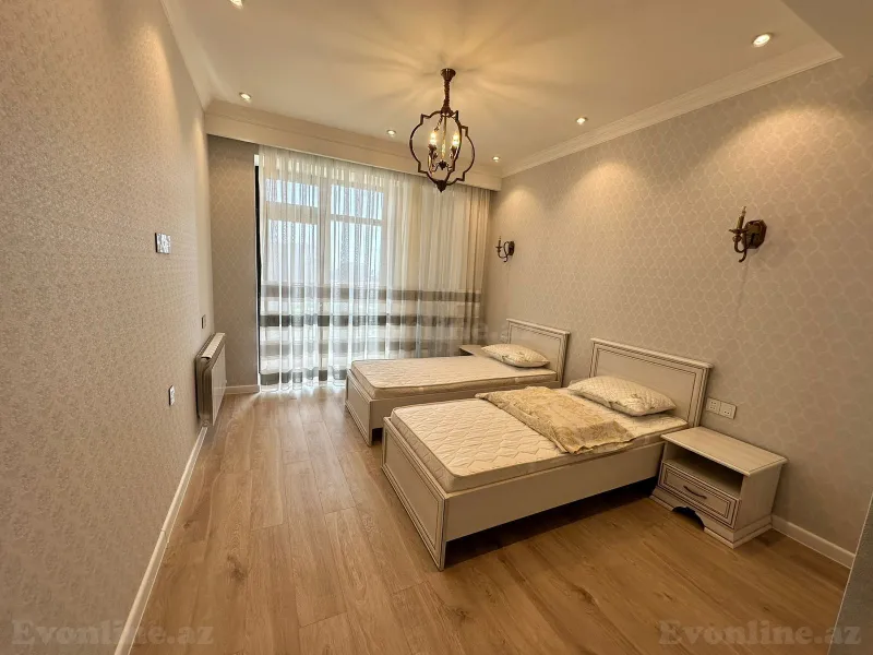 Kirayə verilir 4 otaqlı Mənzil Yeni tikili 180 m² 8 Noyabr m. - şəkil 9