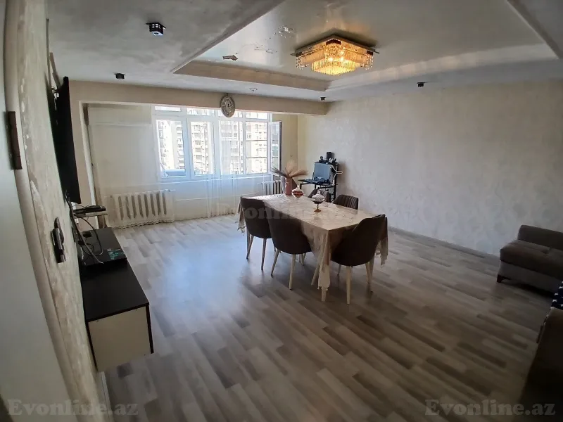 Satılır 3 otaqlı Mənzil Köhnə tikili 108 m² Elmlər Akademiyası m. - şəkil 2