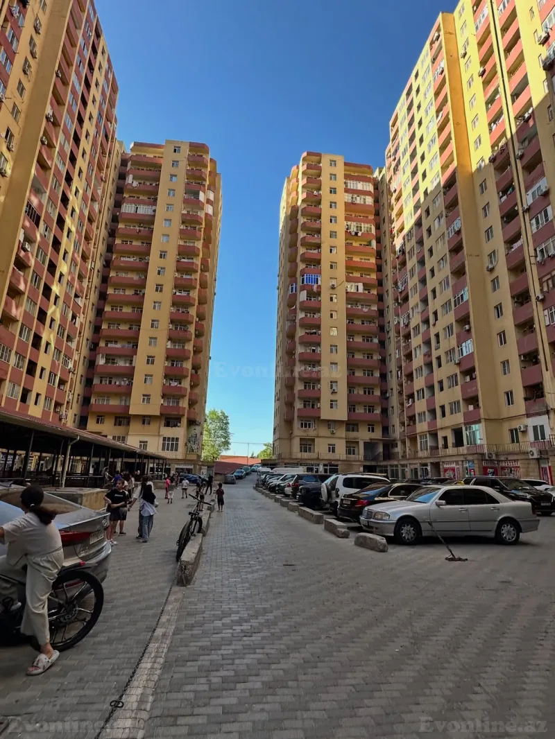 3 otaqlı Mənzil 72 m² Əhmədli m. Satılır