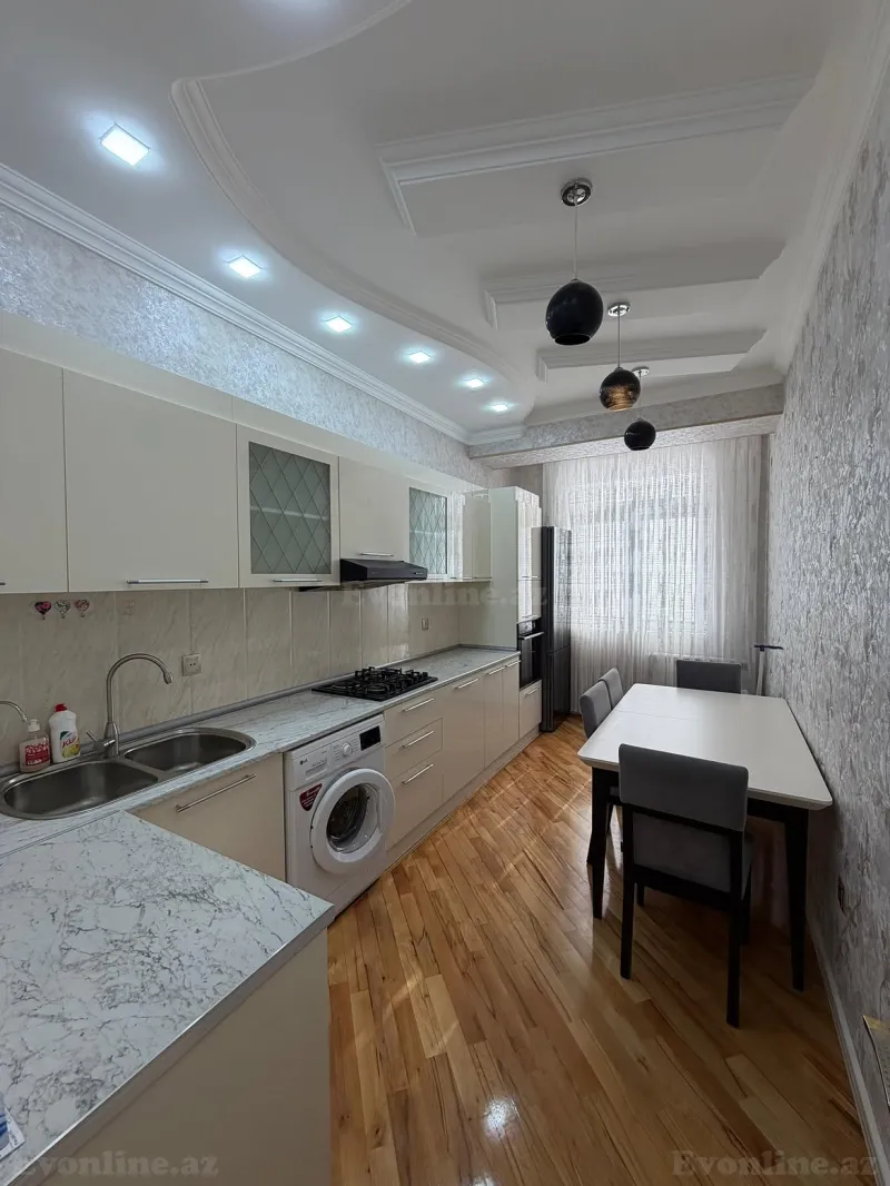 Satılır 3 otaqlı Mənzil Yeni tikili 88 m² Xalqlar Dostluğu m. - şəkil 3