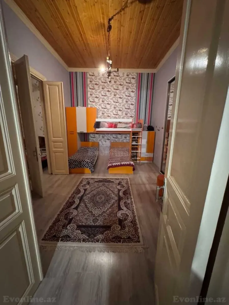 Satılır 3 otaqlı Mənzil Köhnə tikili 100 m² Sahil m. - şəkil 7