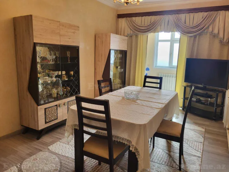 Satılır 3 otaqlı Mənzil Köhnə tikili 80 m² Günəşli - şəkil 2