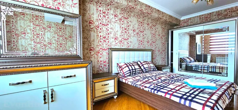Kirayə verilir 3 otaqlı Mənzil Köhnə tikili 92 m² 28 May m. - şəkil 12
