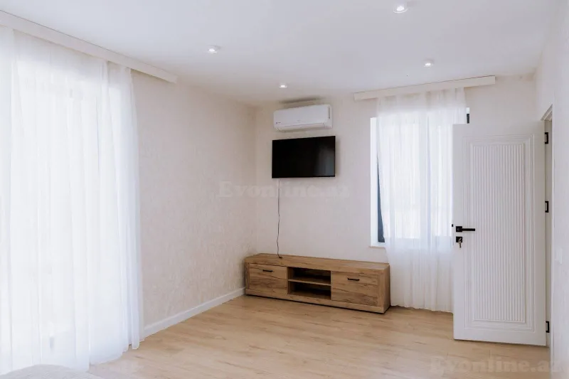 Satılır 10 otaqlı Həyət evi 655 m² Binəqədi r. - şəkil 13