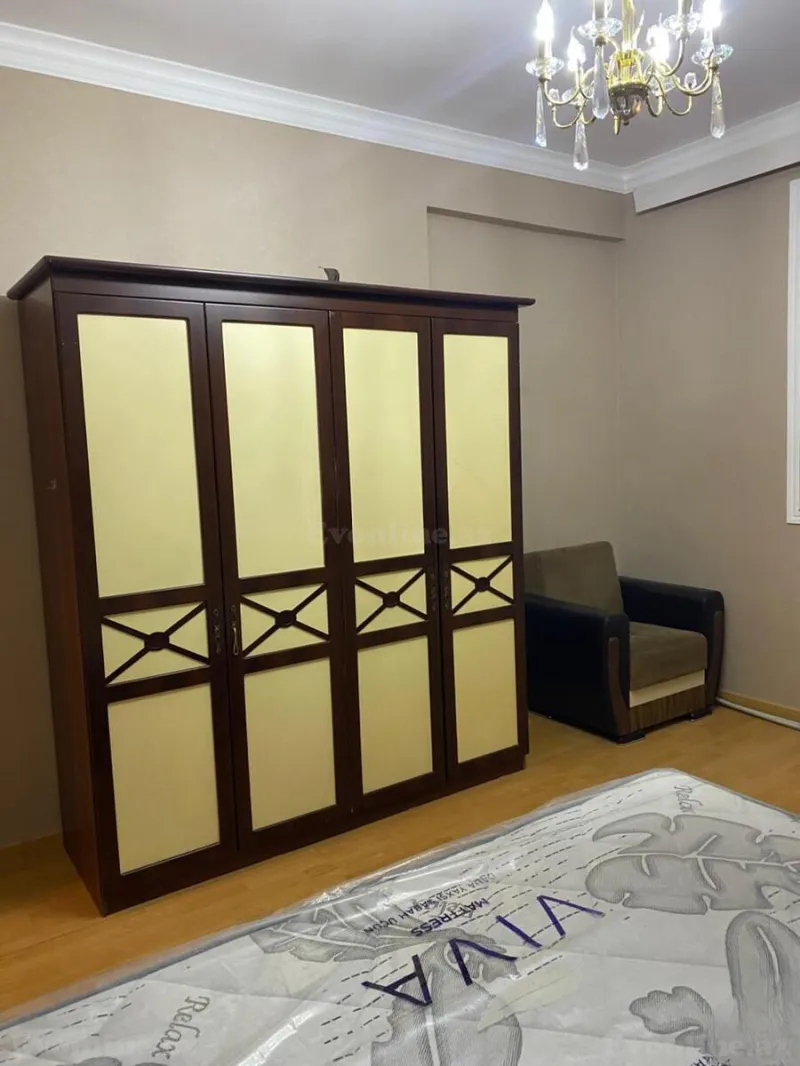 Kirayə verilir 3 otaqlı Mənzil Yeni tikili 130 m² Nəsimi m. - şəkil 9