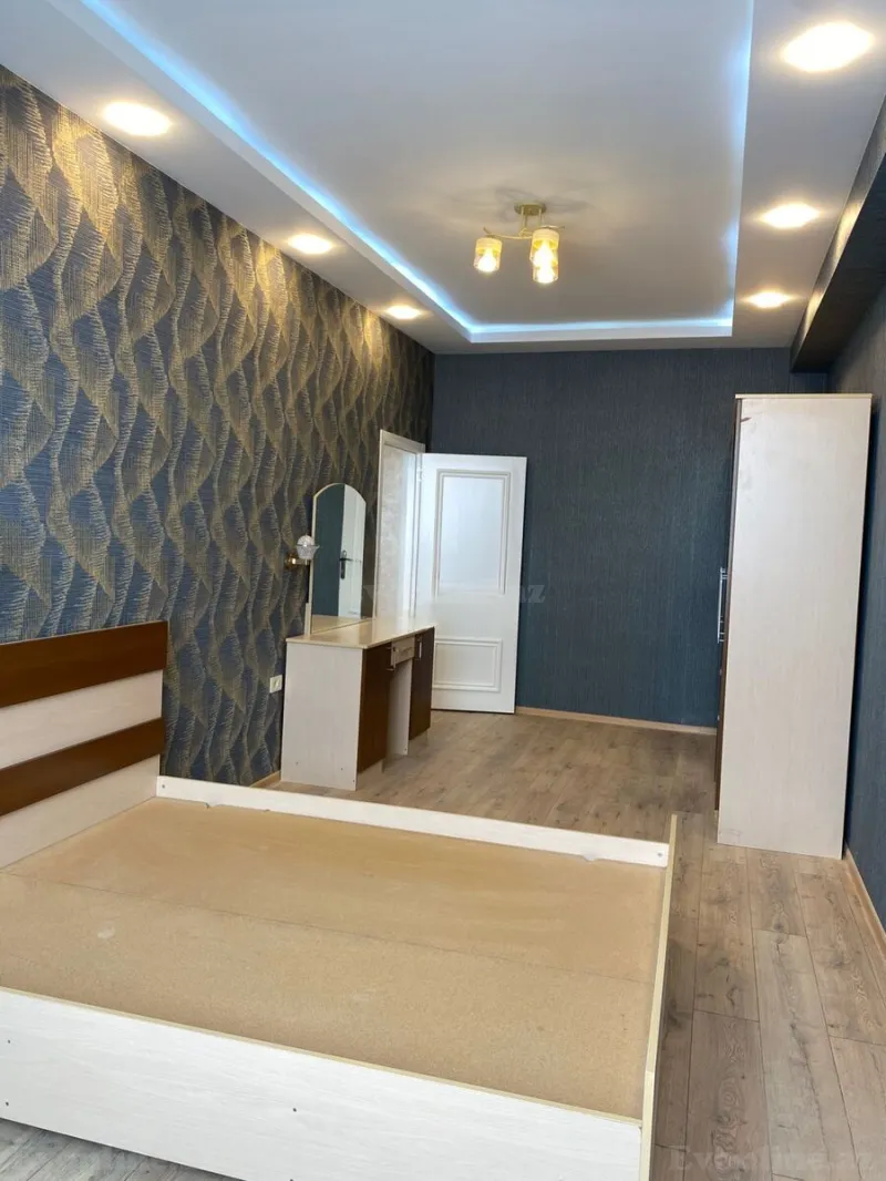 Kirayə verilir 3 otaqlı Mənzil Yeni tikili 110 m² Səbail r. - şəkil 14