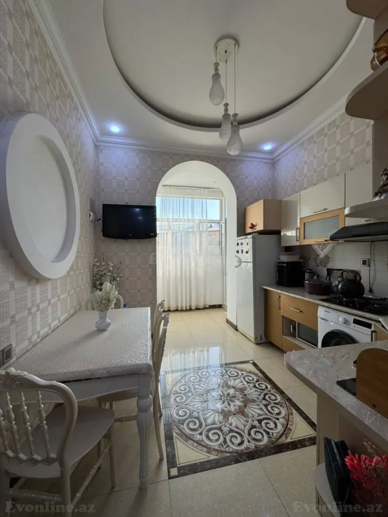 Satılır 2 otaqlı Mənzil Köhnə tikili 60 m² Bakıxanov - şəkil 9