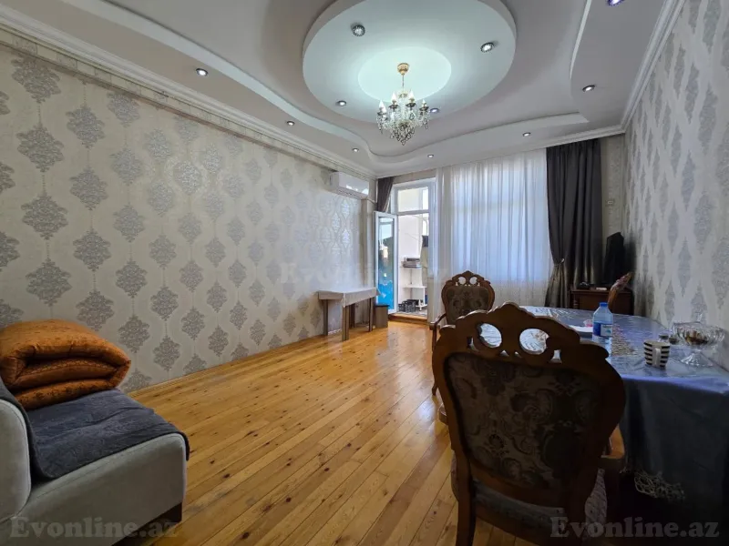 2 otaqlı Mənzil 65 m² Xalqlar Dostluğu m. Satılır