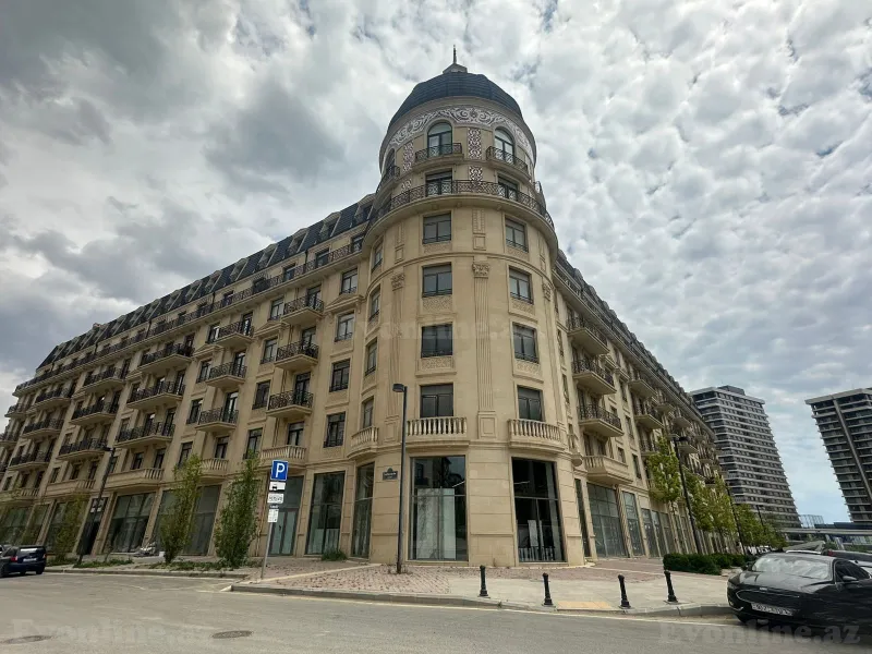 Satılır 3 otaqlı Mənzil Yeni tikili 121 m² Ağ şəhər