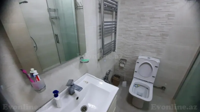 Kirayə verilir 2 otaqlı Mənzil Yeni tikili 55 m² İnşaatçılar m. - şəkil 3