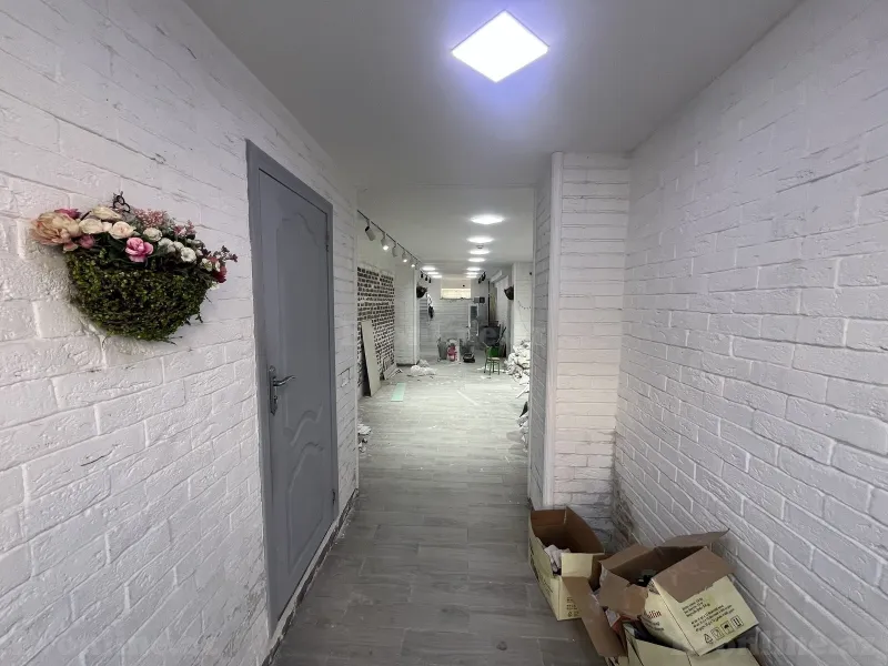 Kirayə verilir Obyekt 80 m² Elmlər Akademiyası m.