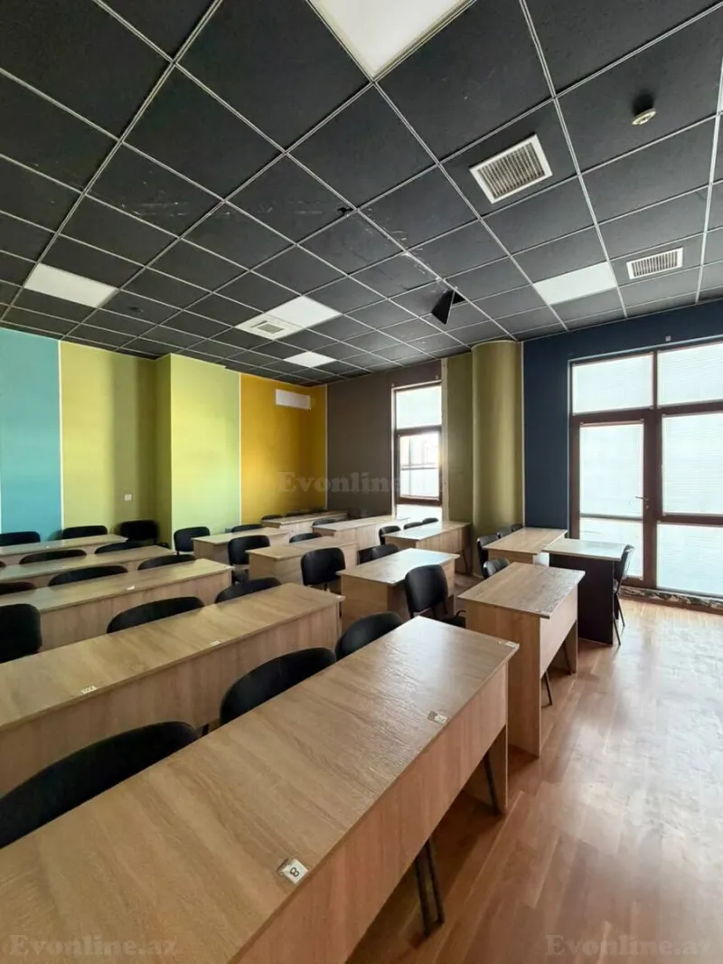 3 otaqlı Ofis 160 m² 28 May m. Kirayə verilir