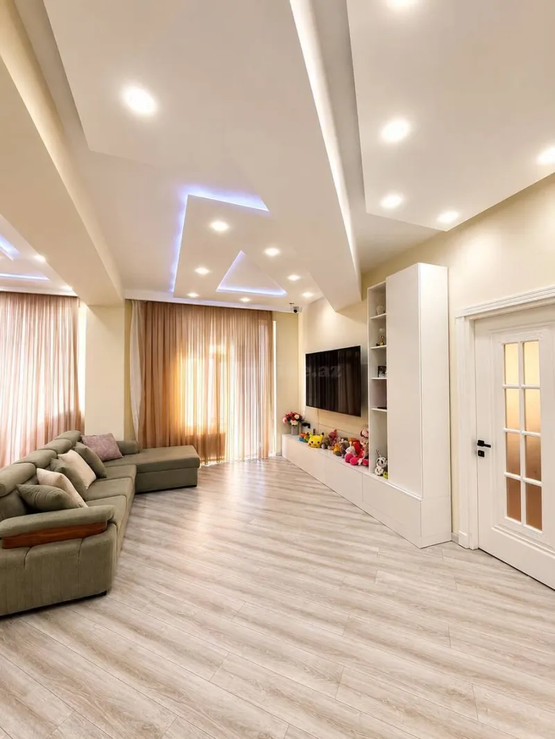 3 otaqlı Mənzil 108 m² Ağ şəhər Satılır
