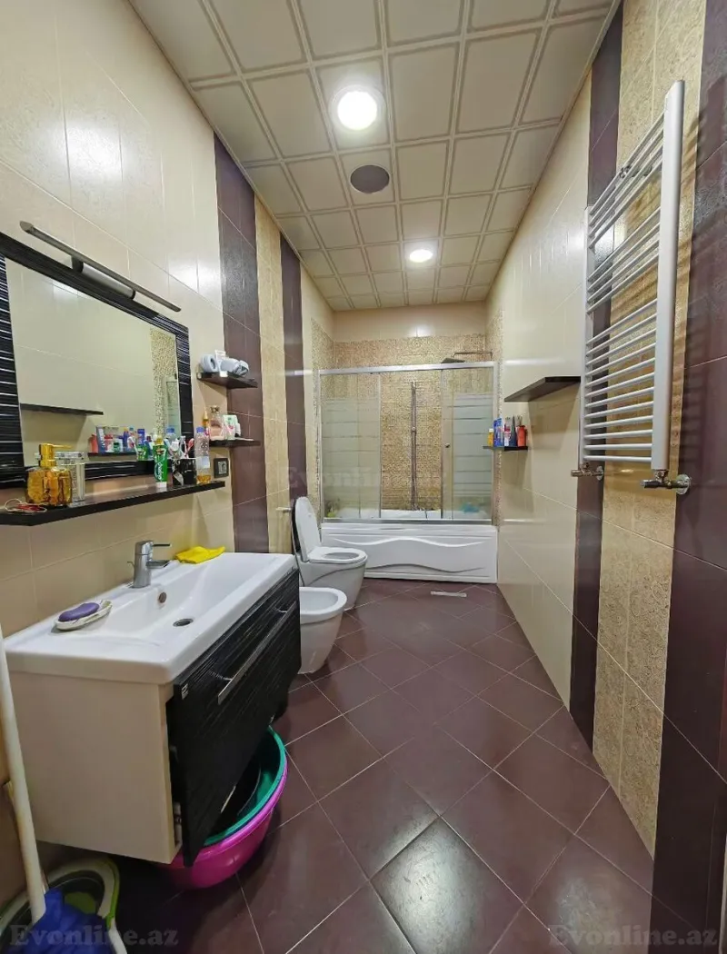 Kirayə verilir 2 otaqlı Mənzil Yeni tikili 150 m² 8 Noyabr m. - şəkil 13