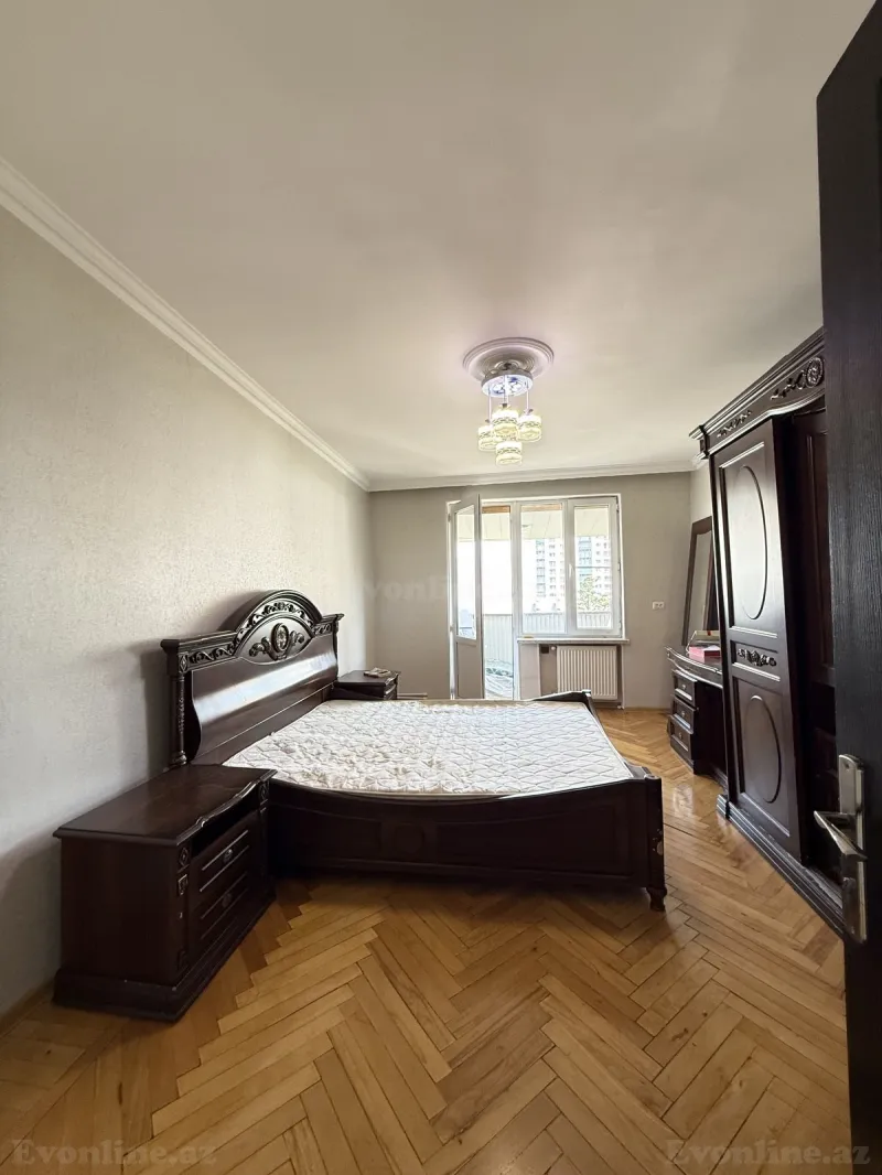 Satılır 3 otaqlı Mənzil Köhnə tikili 75 m² Elmlər Akademiyası m. - şəkil 8