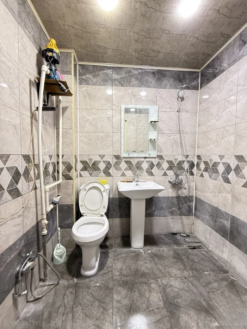 Satılır 3 otaqlı Mənzil Köhnə tikili 75 m² Elmlər Akademiyası m. - şəkil 17