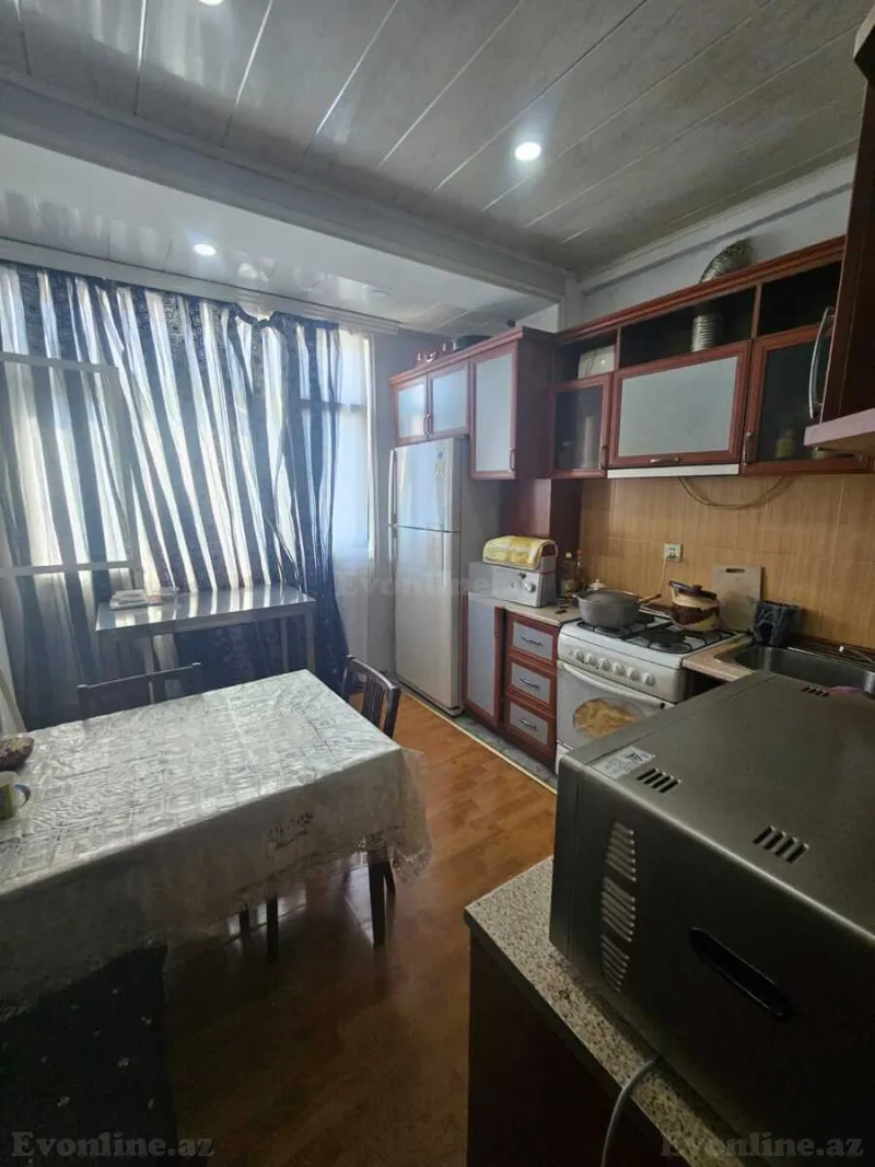 Satılır 4 otaqlı Mənzil Köhnə tikili 120 m² Azadlıq prospekti m. - şəkil 3