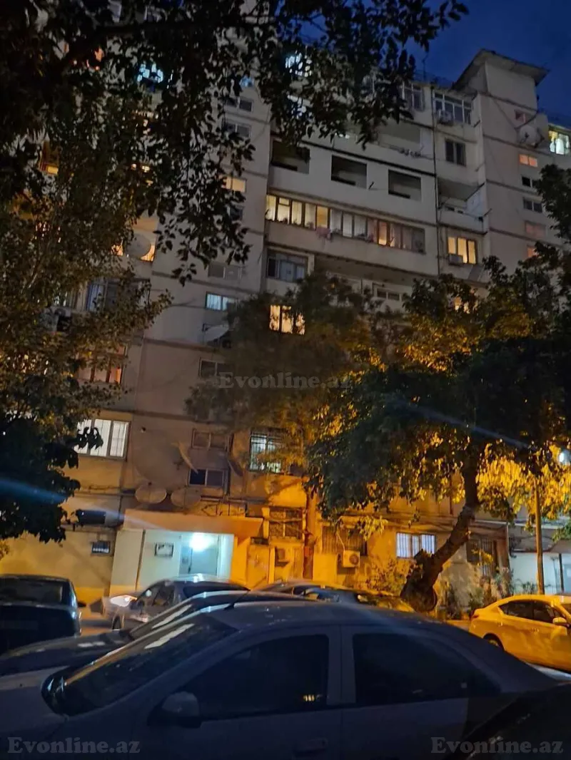 Satılır 4 otaqlı Mənzil Köhnə tikili 120 m² Azadlıq prospekti m. - şəkil 6