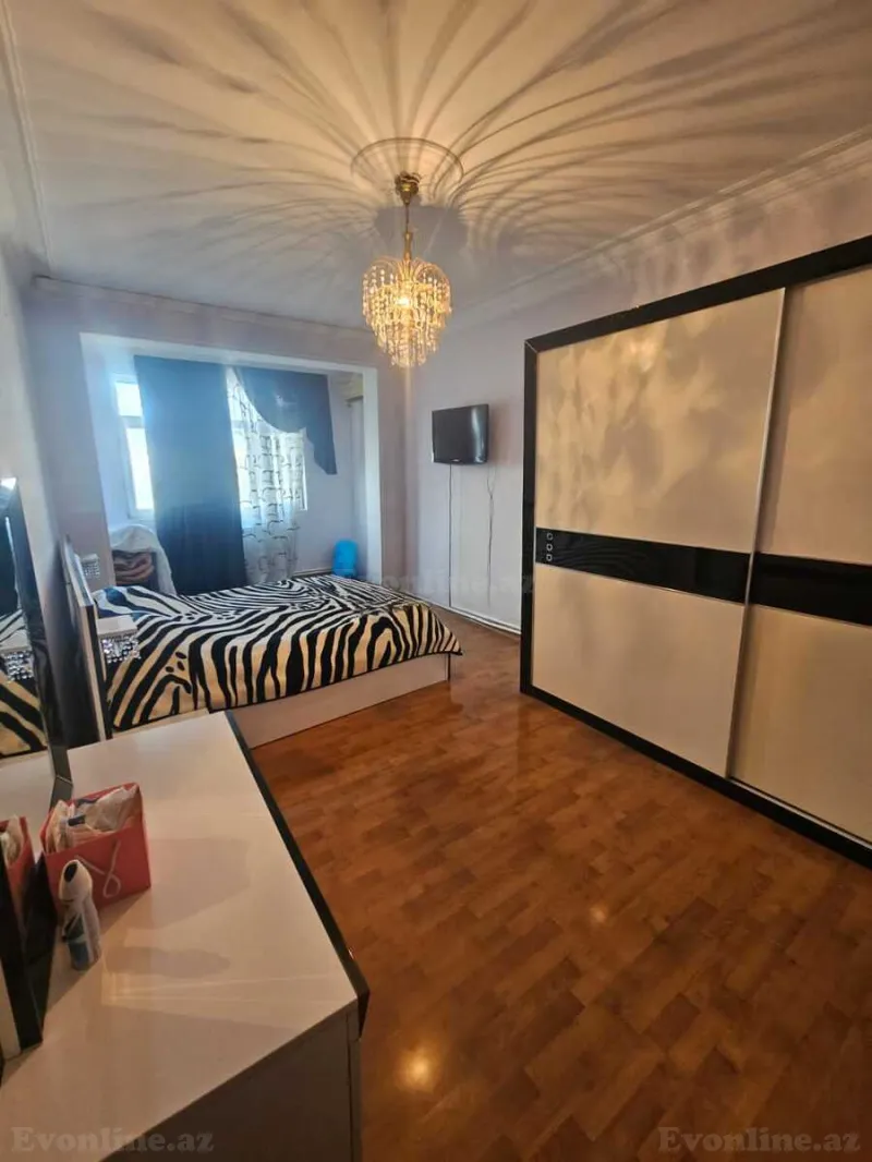 Satılır 4 otaqlı Mənzil Köhnə tikili 120 m² Azadlıq prospekti m. - şəkil 10
