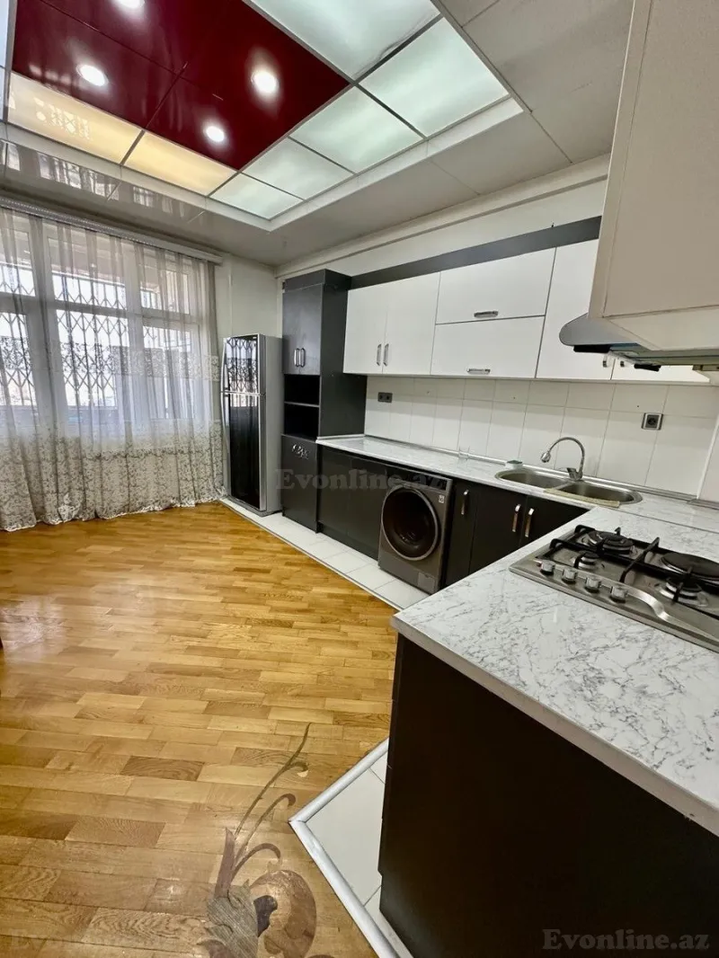 Kirayə verilir 3 otaqlı Mənzil Yeni tikili 160 m² Memar Əcəmi m. - şəkil 5