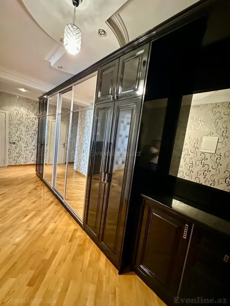 Kirayə verilir 3 otaqlı Mənzil Yeni tikili 160 m² Memar Əcəmi m. - şəkil 19