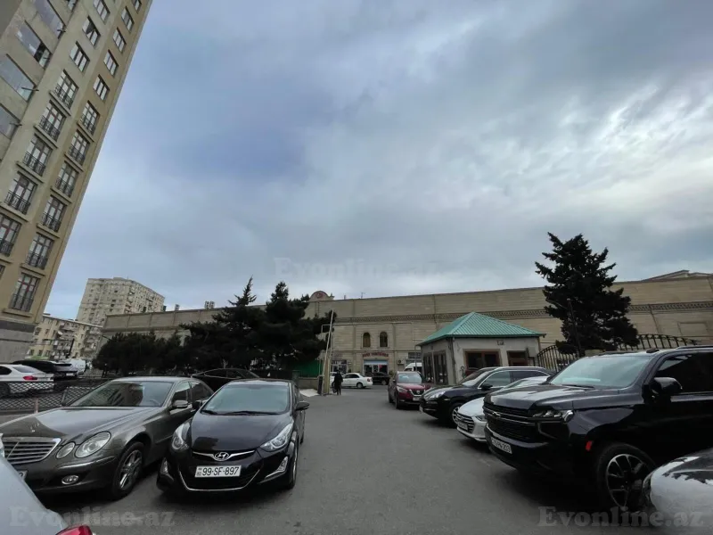 Satılır 3 otaqlı Mənzil Yeni tikili 70 m² Azadlıq prospekti m. - şəkil 15