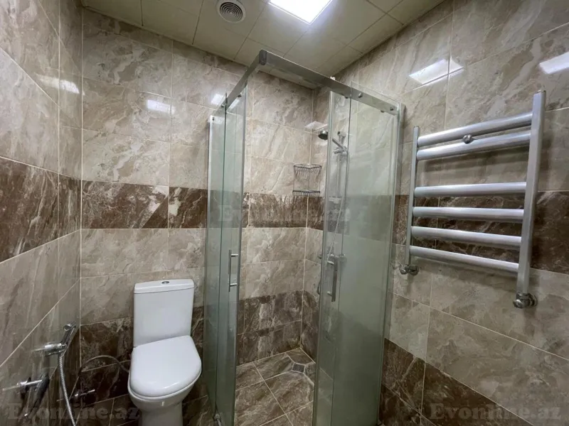 Satılır 3 otaqlı Mənzil Yeni tikili 70 m² Azadlıq prospekti m. - şəkil 17
