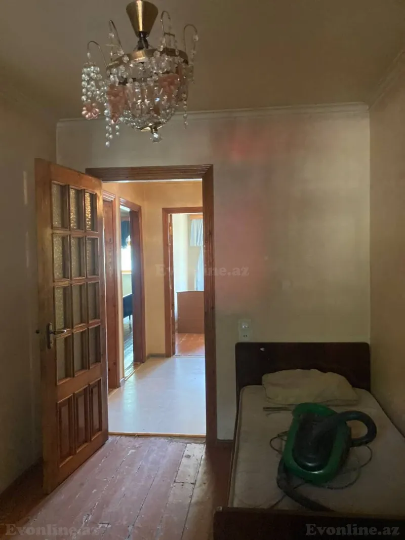 Kirayə verilir 4 otaqlı Mənzil Köhnə tikili 90 m² Neftçilər m. - şəkil 4
