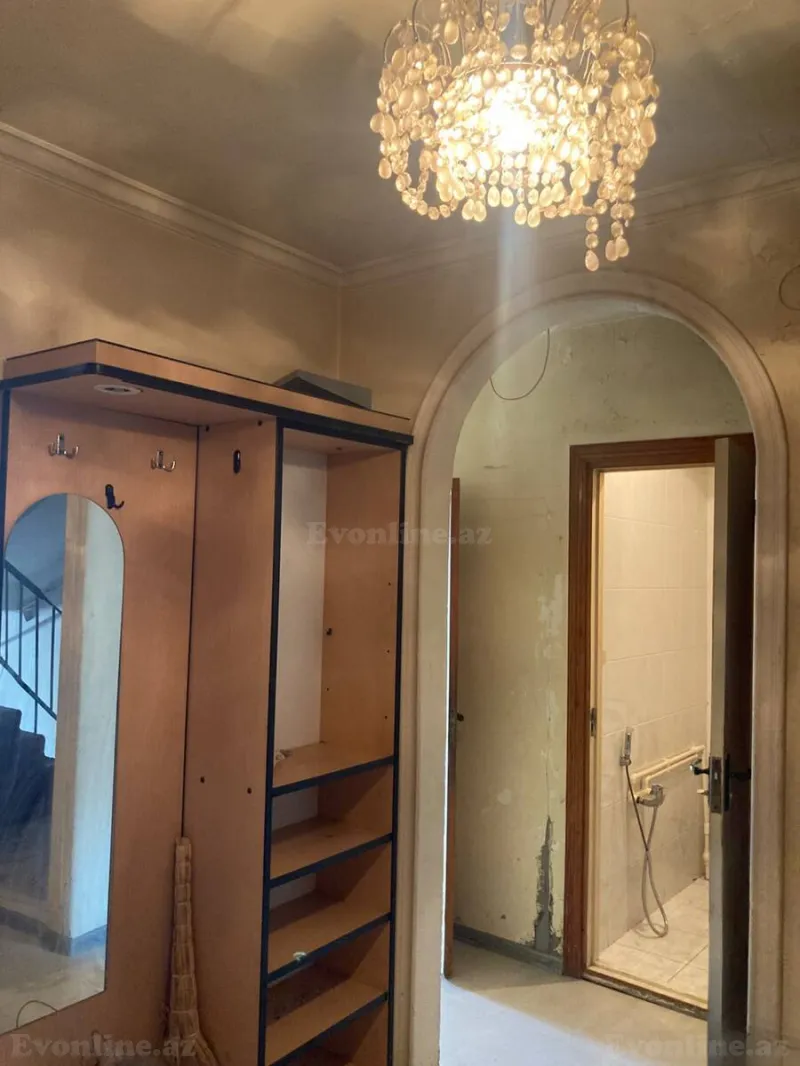 Kirayə verilir 4 otaqlı Mənzil Köhnə tikili 90 m² Neftçilər m. - şəkil 5