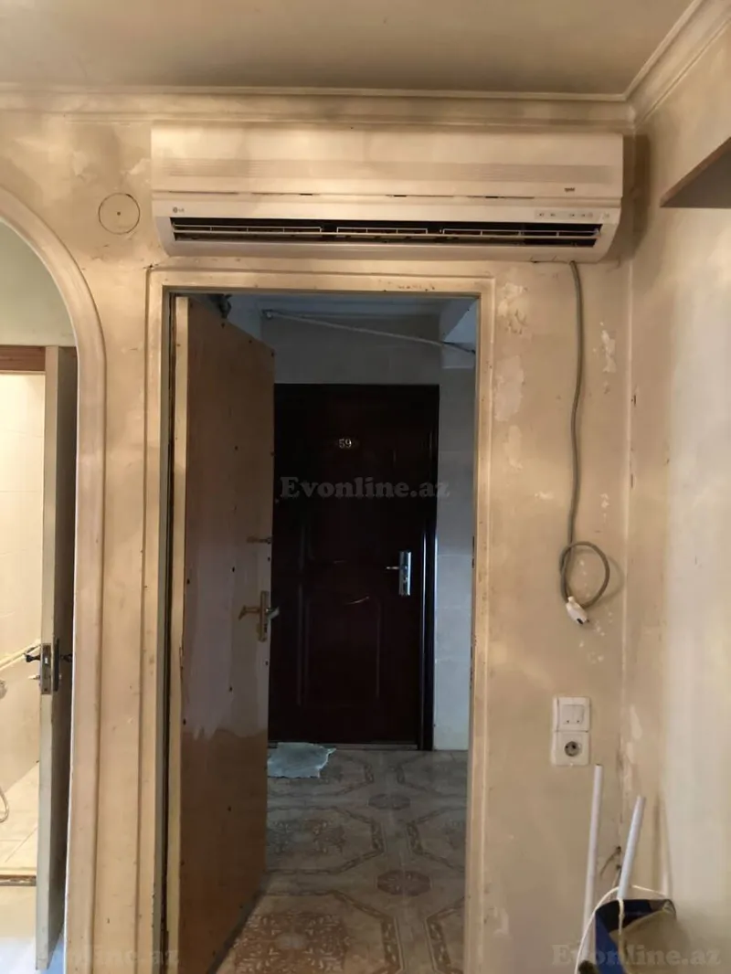 Kirayə verilir 4 otaqlı Mənzil Köhnə tikili 90 m² Neftçilər m. - şəkil 6
