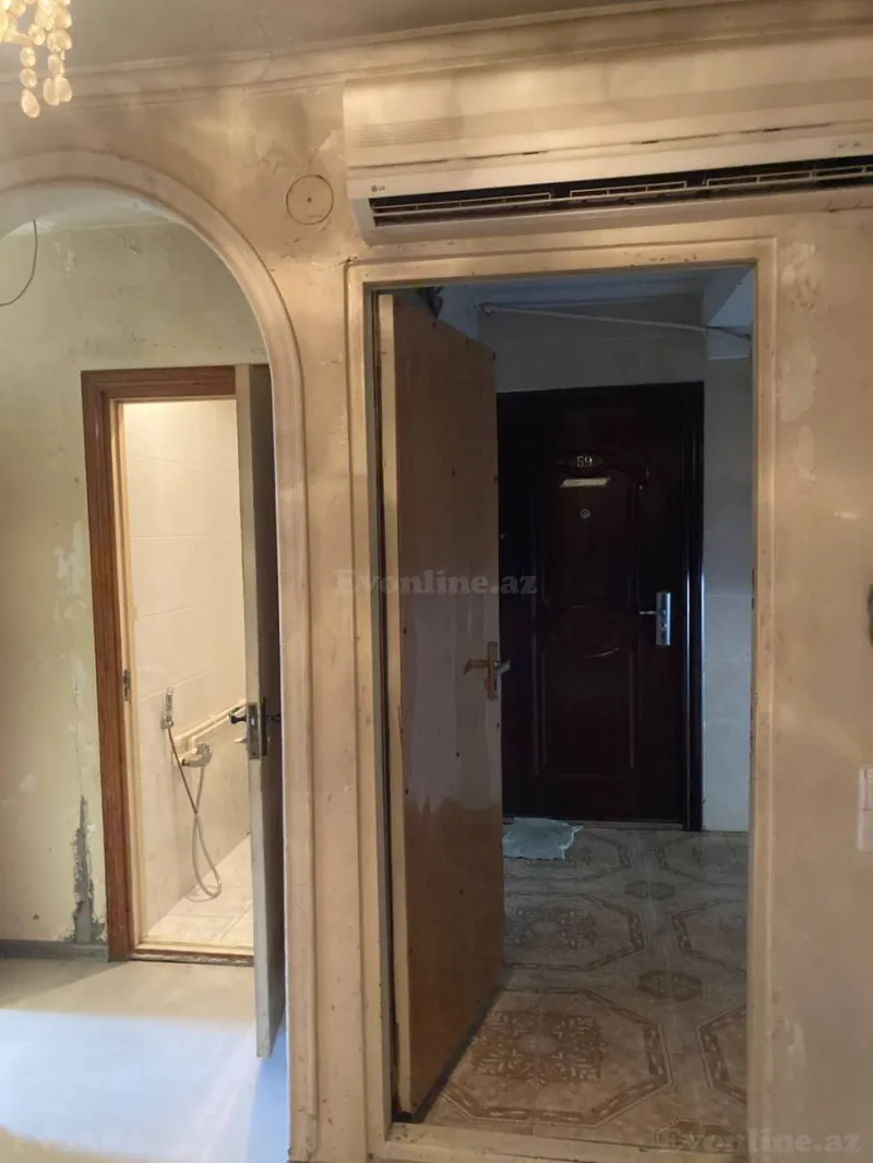 Kirayə verilir 4 otaqlı Mənzil Köhnə tikili 90 m² Neftçilər m. - şəkil 7