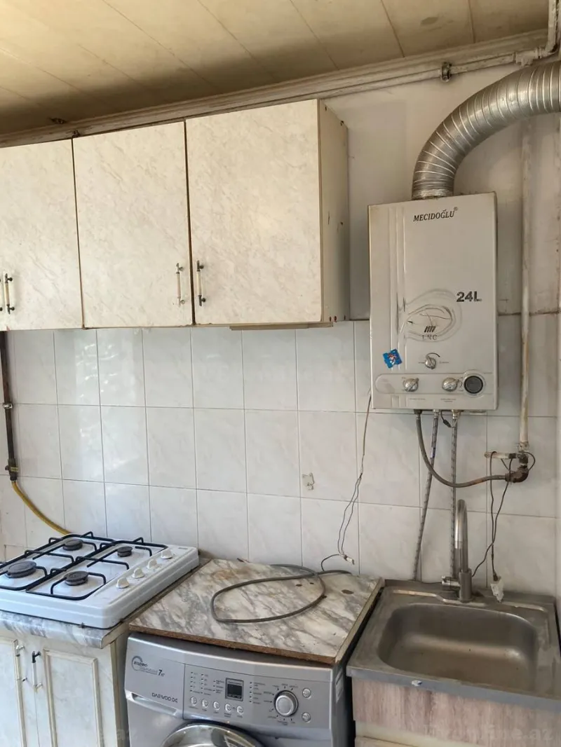 Kirayə verilir 4 otaqlı Mənzil Köhnə tikili 90 m² Neftçilər m. - şəkil 8