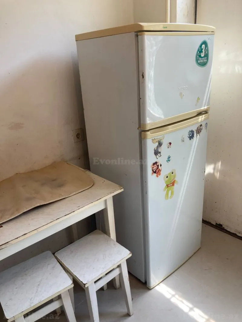 Kirayə verilir 4 otaqlı Mənzil Köhnə tikili 90 m² Neftçilər m. - şəkil 9