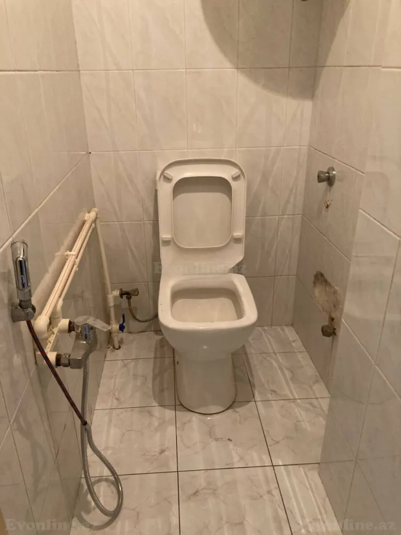 Kirayə verilir 4 otaqlı Mənzil Köhnə tikili 90 m² Neftçilər m. - şəkil 11