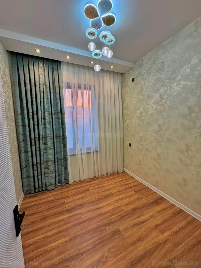Satılır 4 otaqlı Həyət evi 130 m² Şüvəlan - şəkil 9