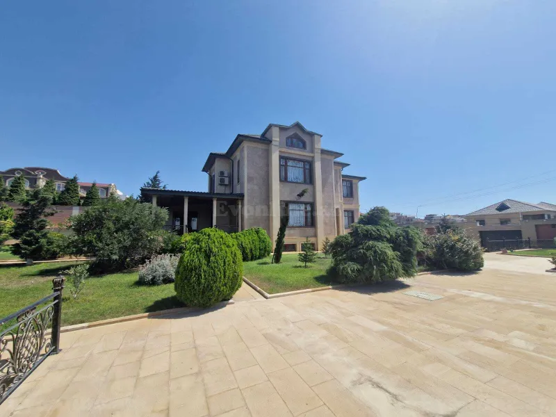 6 otaqlı Həyət evi 350 m² Badamdar Kirayə verilir