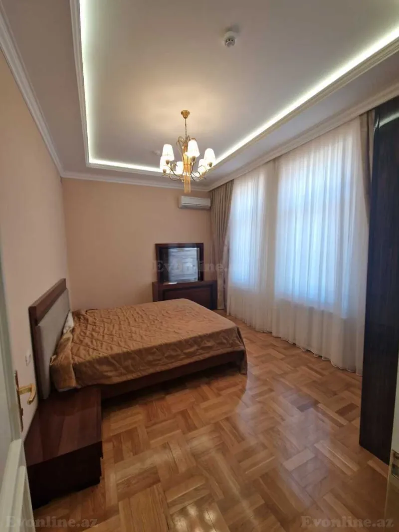 Kirayə verilir 6 otaqlı Həyət evi 350 m² Badamdar - şəkil 16