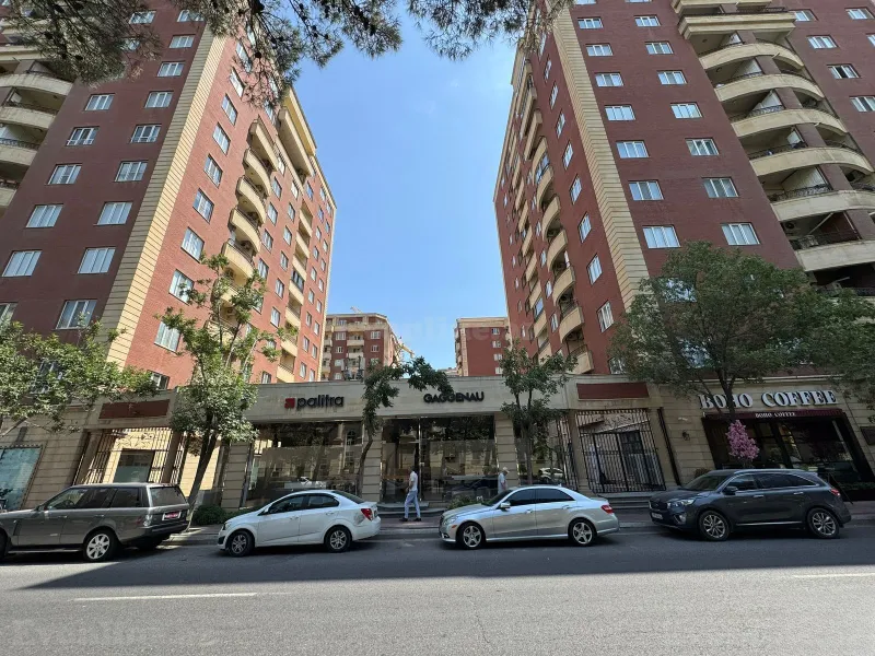 3 otaqlı Mənzil 116 m² Nəsimi r. Satılır