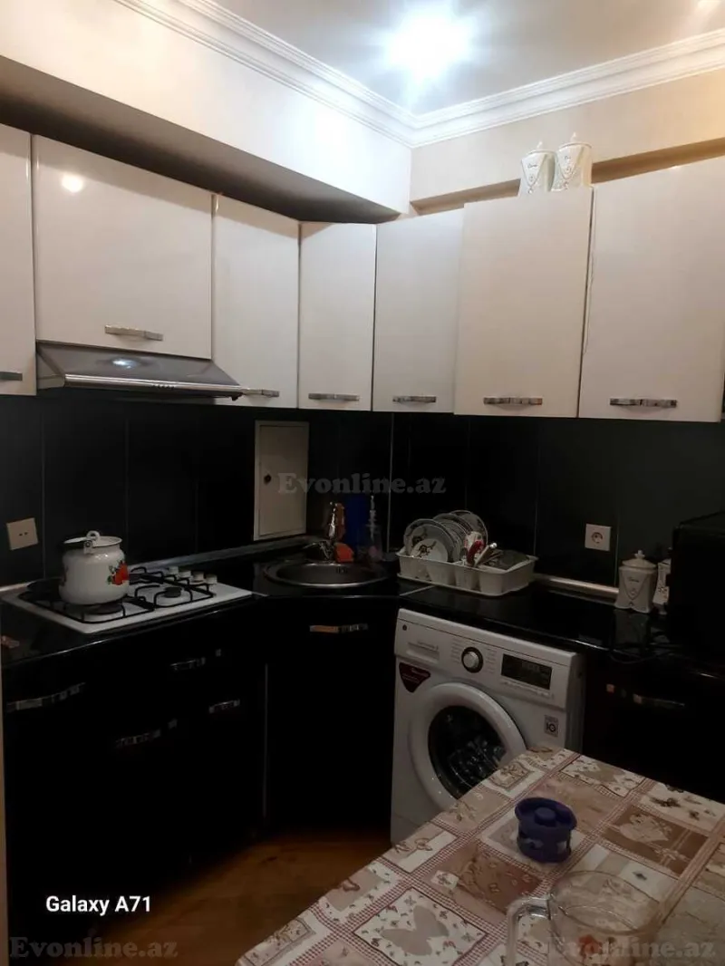 Kirayə verilir 2 otaqlı Mənzil Yeni tikili 80 m² İnşaatçılar m. - şəkil 3