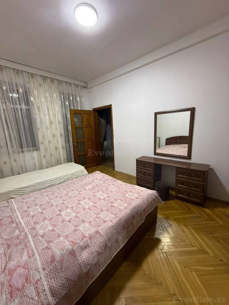 Kirayə verilir 2 otaqlı Mənzil Köhnə tikili 60 m² 28 May m. - şəkil 6