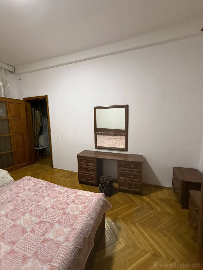 Kirayə verilir 2 otaqlı Mənzil Köhnə tikili 60 m² 28 May m. - şəkil 7