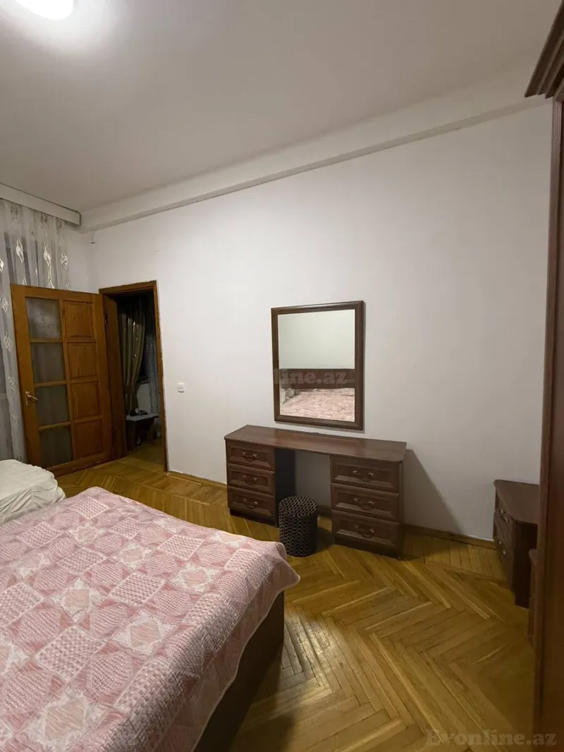 Kirayə verilir 2 otaqlı Mənzil Köhnə tikili 60 m² 28 May m. - şəkil 10