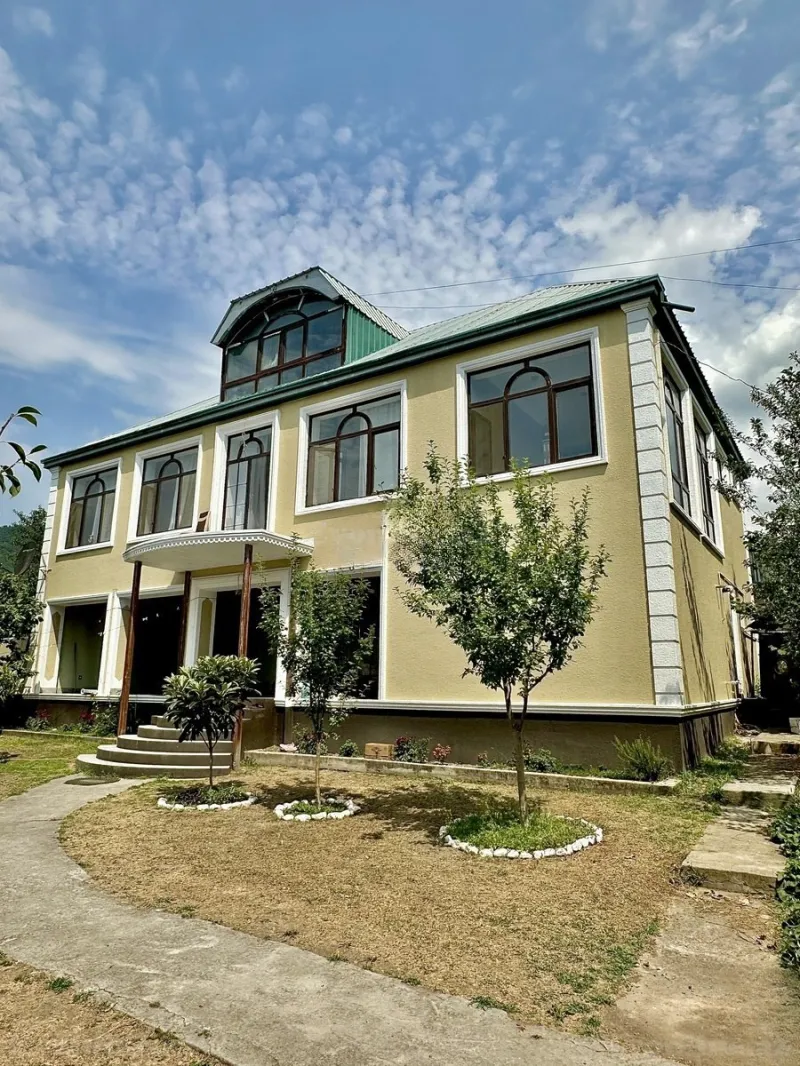 Satılır 5 otaqlı Həyət evi 100 m² Oğuz