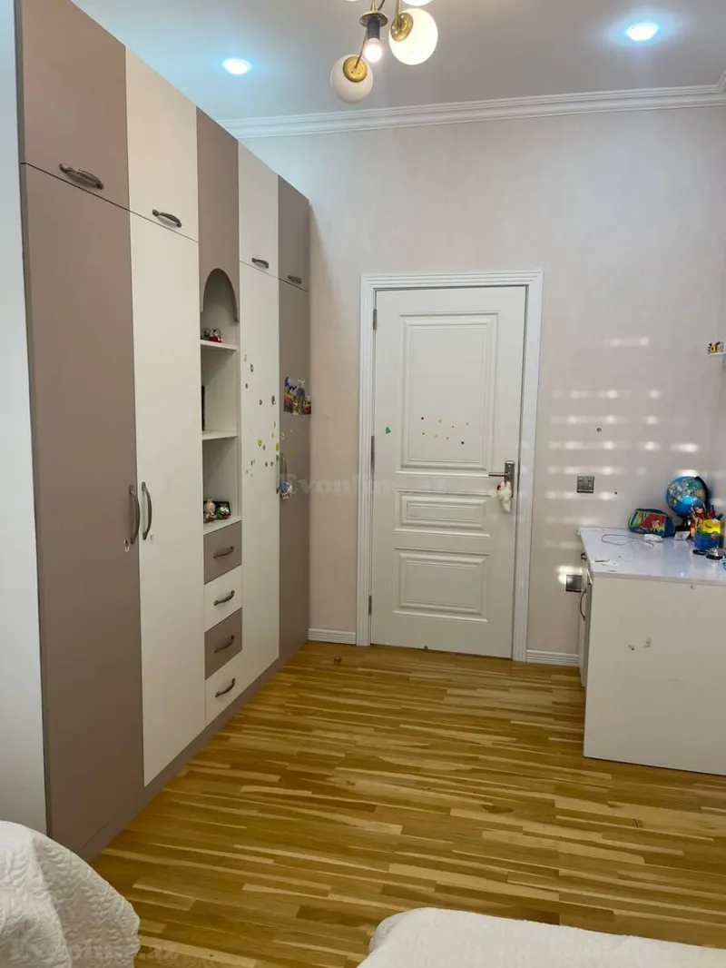 Satılır 3 otaqlı Mənzil Yeni tikili 100 m² Xalqlar Dostluğu m. - şəkil 12
