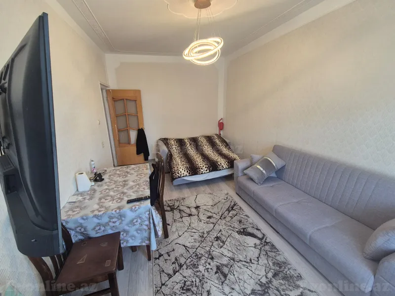 Satılır 1 otaqlı Mənzil Köhnə tikili 40 m² Yeni Günəşli - şəkil 2