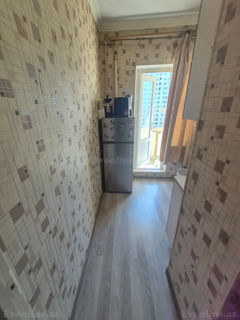 Satılır 1 otaqlı Mənzil Köhnə tikili 40 m² Yeni Günəşli - şəkil 6