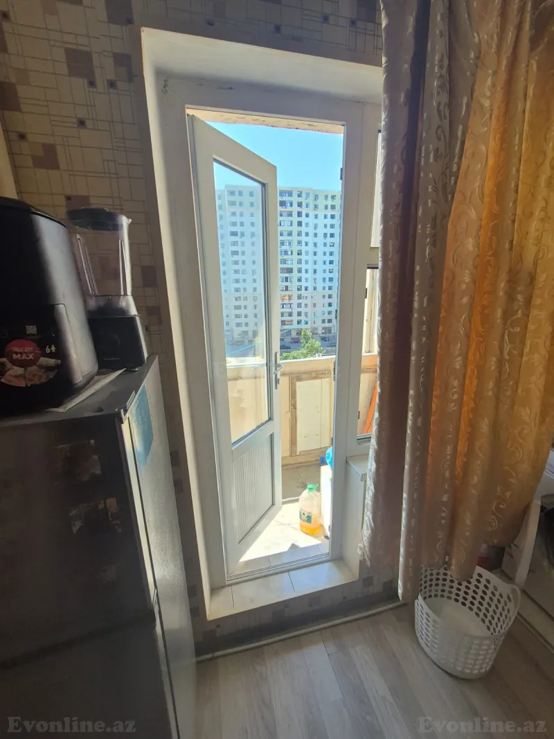 Satılır 1 otaqlı Mənzil Köhnə tikili 40 m² Yeni Günəşli - şəkil 7