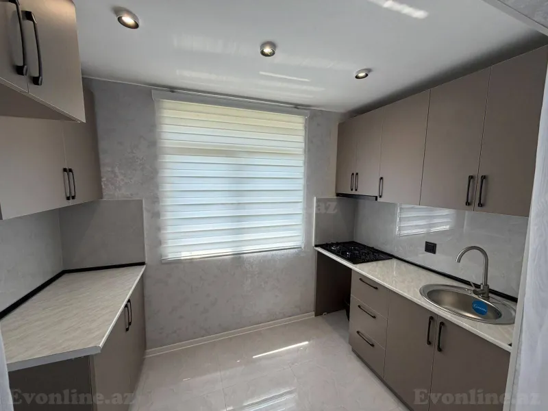 Satılır 2 otaqlı Mənzil Köhnə tikili 50 m² Nizami r. - şəkil 2