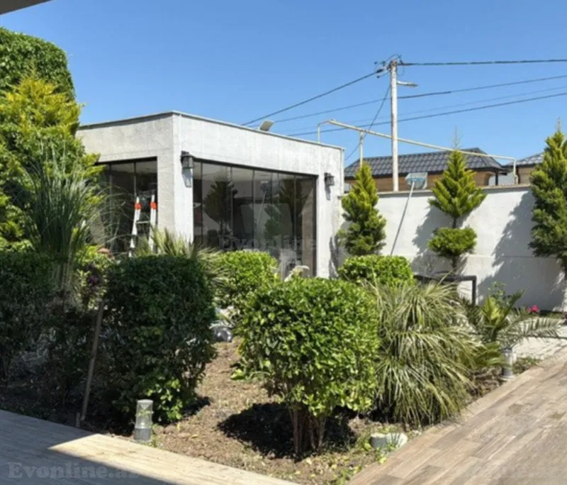 3 otaqlı Həyət evi 250 m² Şüvəlan Kirayə verilir