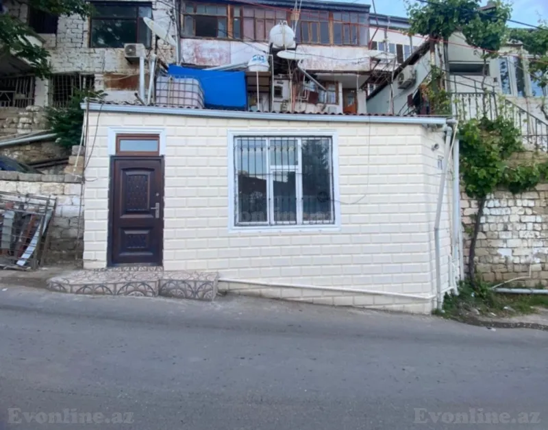 1 otaqlı Həyət evi 26.5 m² Bayıl Satılır